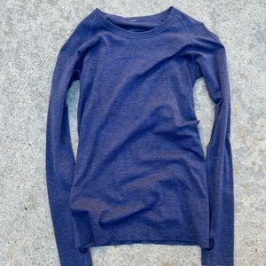Lululemon Swiftly Long Sleeve in Navy Heather, Size 6